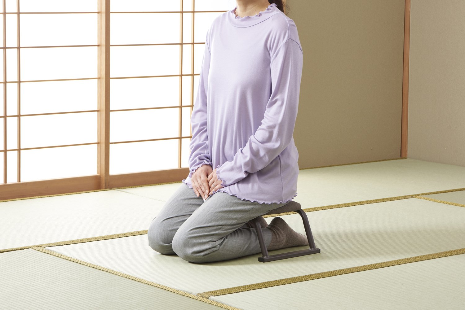 Amazon｜パール金属 正座イス パイプ 積み重ね ブラウン N-8410｜座椅